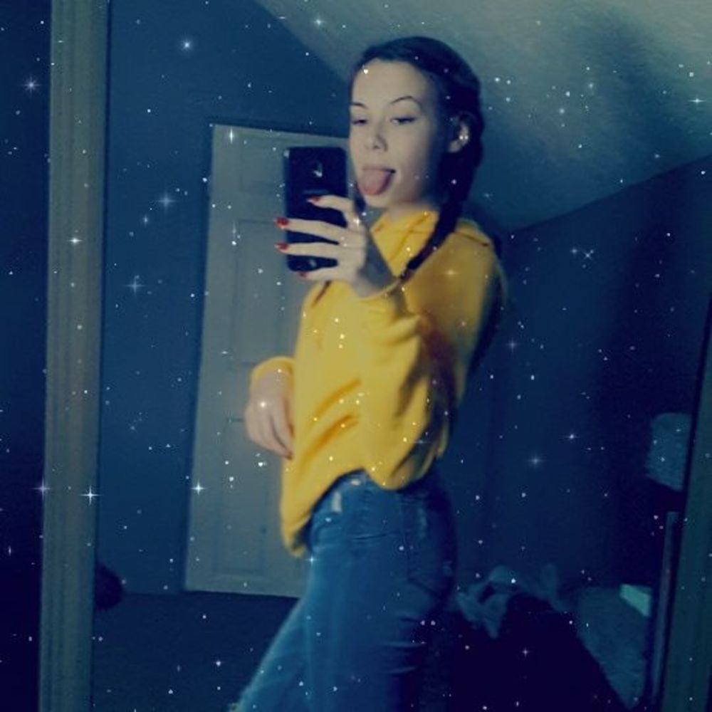 Meet your Posher, Christina